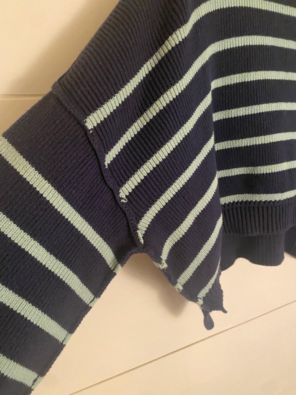 Free People Navy Mint Striped Oversized Dolman Sweater Size L - Picture 5 of 6